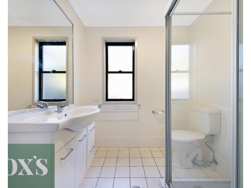 21/590 Pine Ridge Road, Coombabah QLD 4216