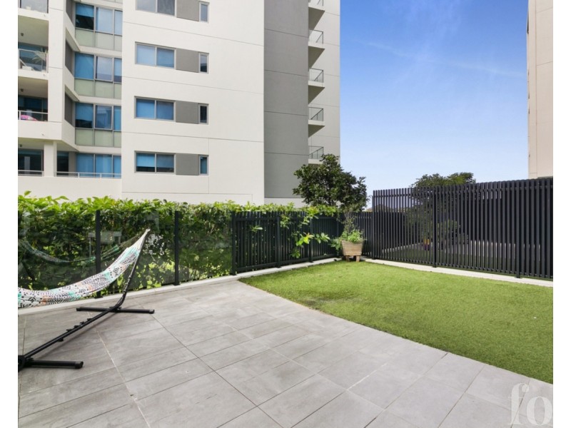 3005/397 Christine Avenue, Varsity Lakes QLD 4227