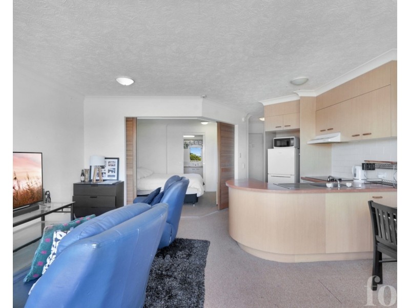 31/106-108 Marine Parade, Southport QLD 4215