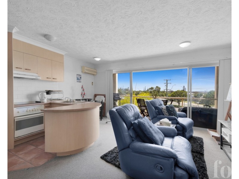31/106-108 Marine Parade, Southport QLD 4215