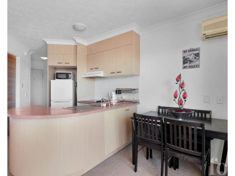 31/106-108 Marine Parade, Southport QLD 4215