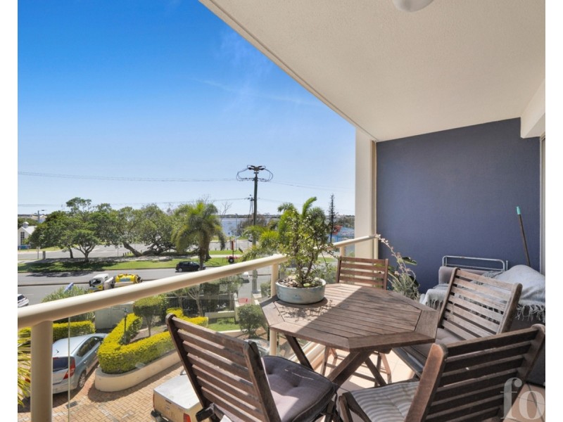 31/106-108 Marine Parade, Southport QLD 4215