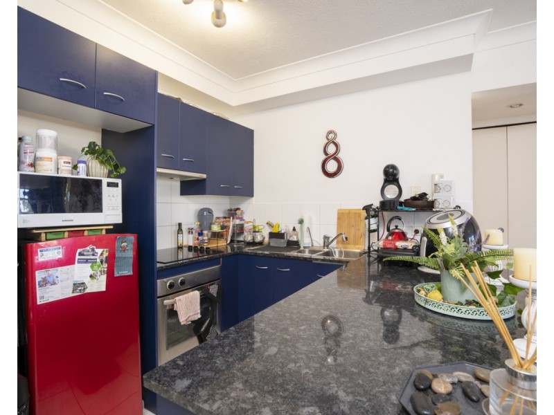 7/130 Marine Parade, Southport QLD 4215