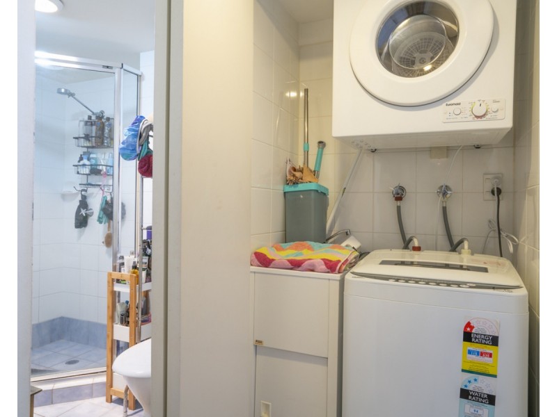 7/130 Marine Parade, Southport QLD 4215