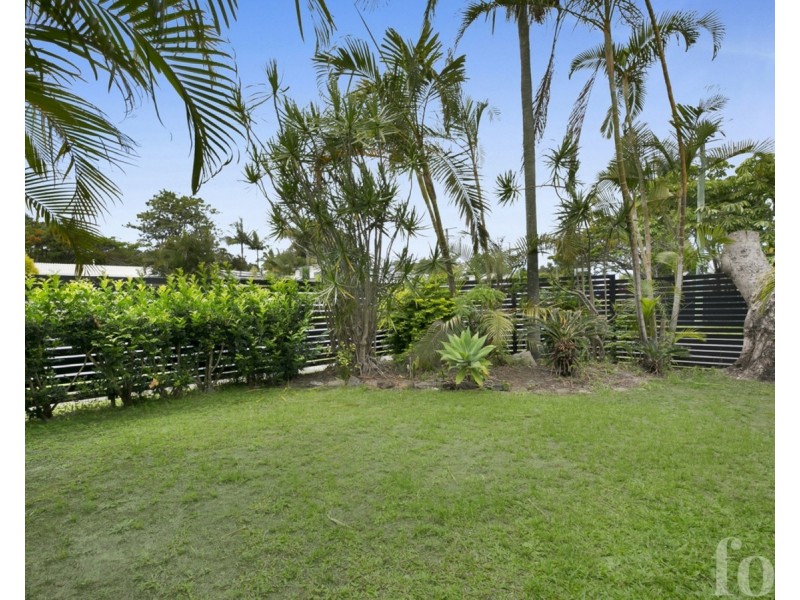 59 Deakin Avenue, Southport QLD 4215