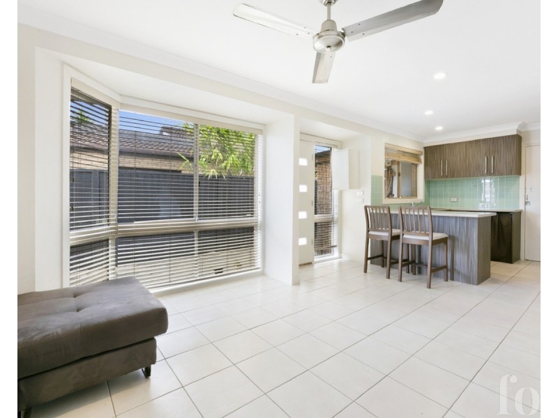 1/9 Stephanie Court, Labrador QLD 4215
