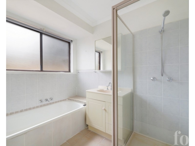 1/27 Morinda Way, Labrador QLD 4215