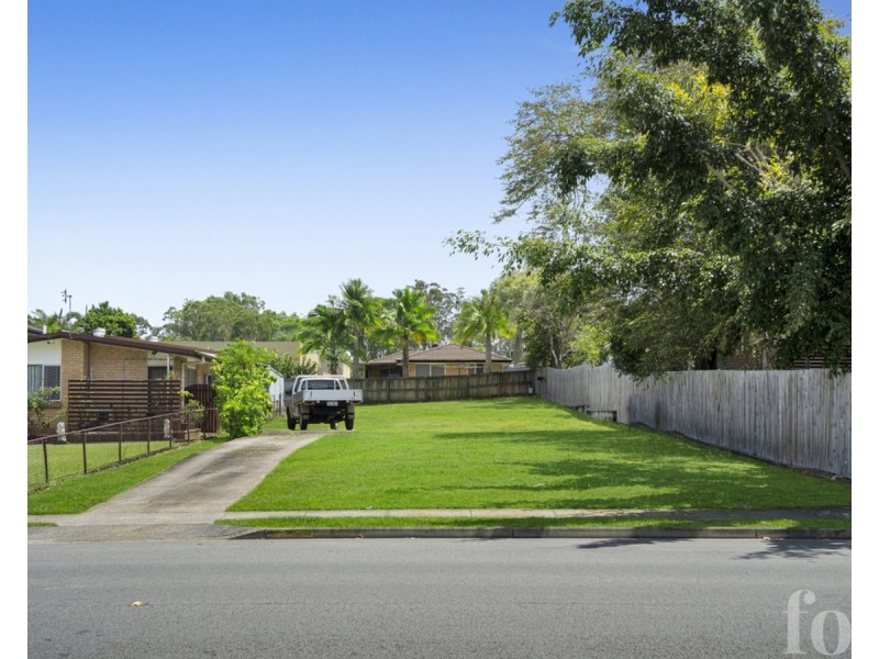 109 Whiting Street, Labrador QLD 4215