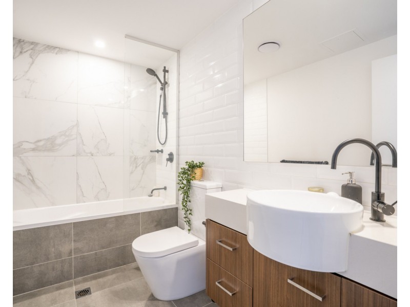 3410/397 Christine Avenue, Varsity Lakes QLD 4227