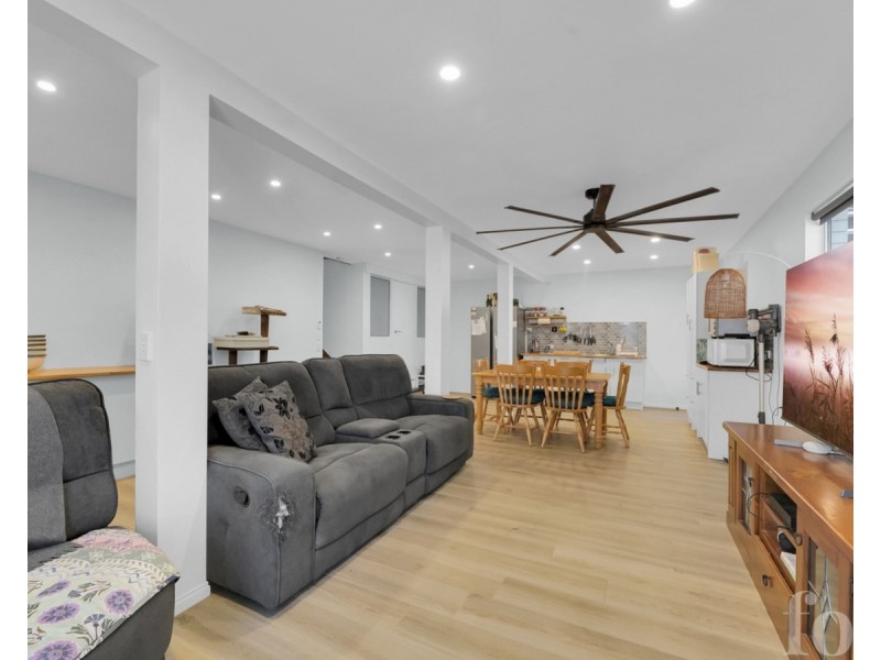 7 Flinders Avenue, Molendinar QLD 4214