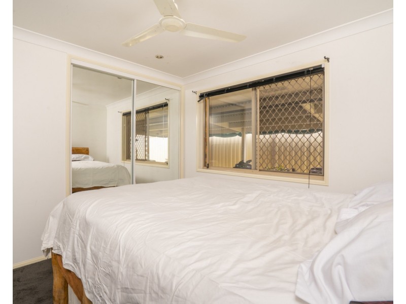 2/3 Riccarton Place, Labrador QLD 4215