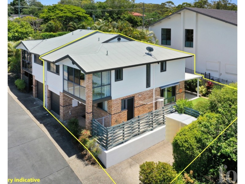 2/118 Ridgeway Avenue, Southport QLD 4215