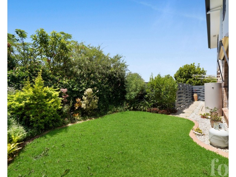 2/118 Ridgeway Avenue, Southport QLD 4215