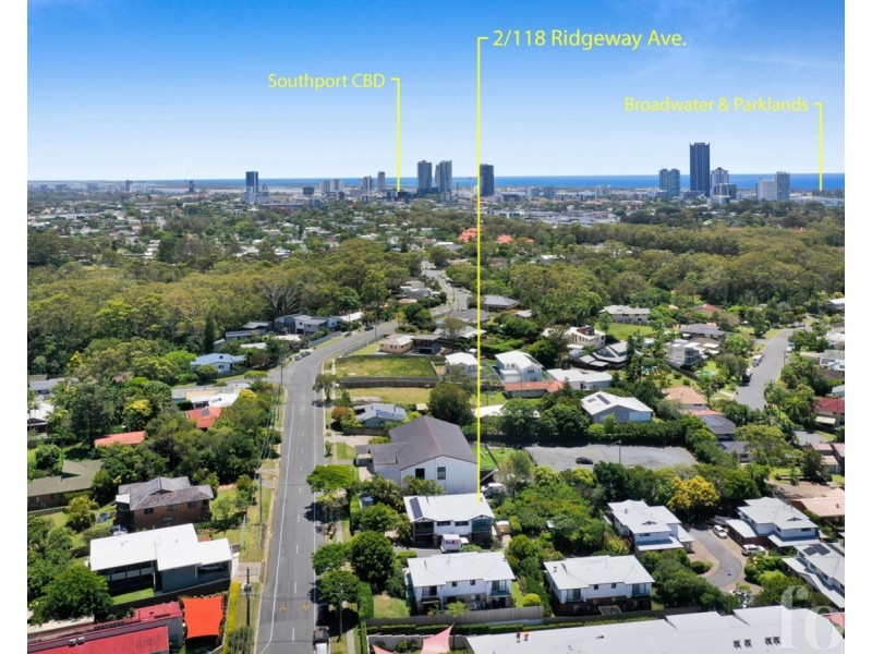 2/118 Ridgeway Avenue, Southport QLD 4215