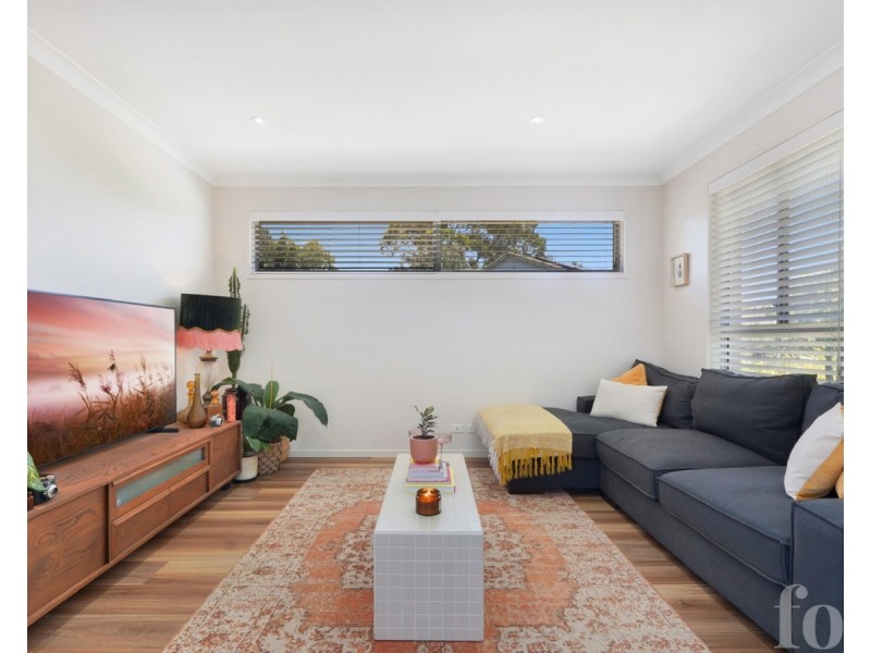 1/9 McWilliam Close, Labrador QLD 4215