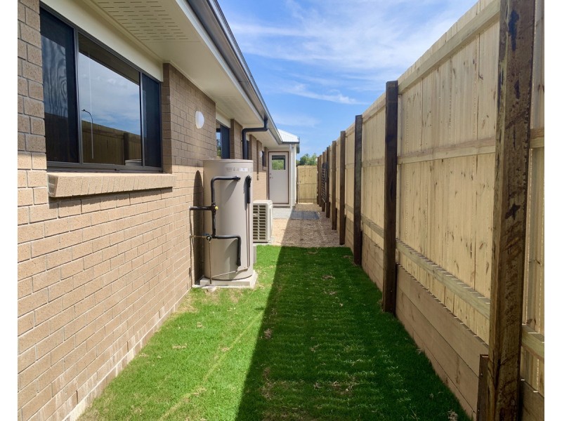 28 Ioannou Place, Coomera QLD 4209