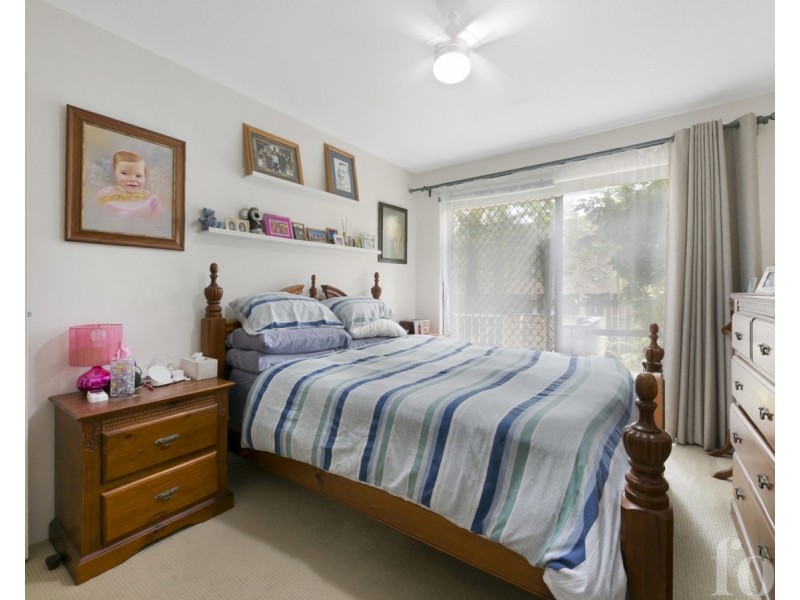 2/63 Bauer Street, Southport QLD 4215