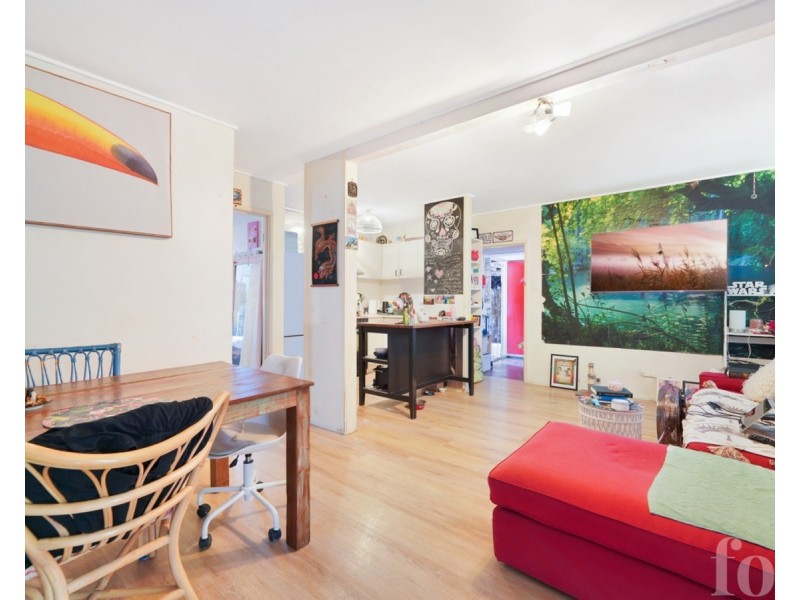 2/107A Frank Street, Labrador QLD 4215