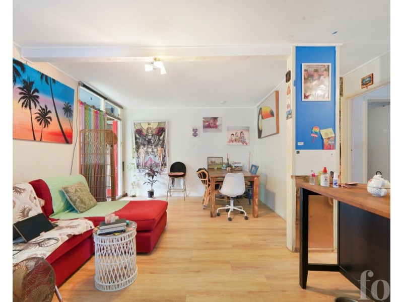 2/107A Frank Street, Labrador QLD 4215