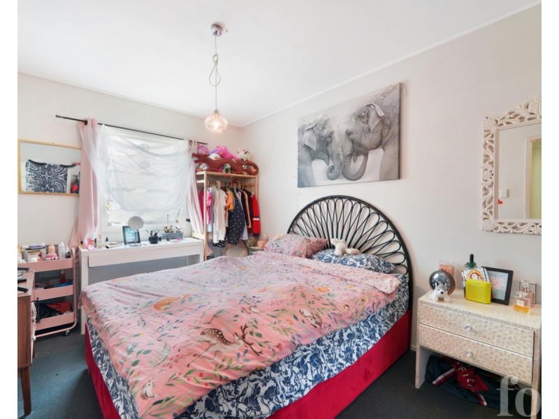 2/107A Frank Street, Labrador QLD 4215