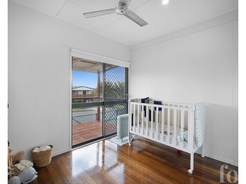 21 Kingsley Street, Labrador QLD 4215