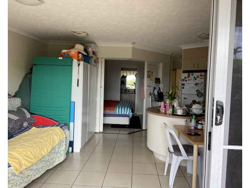 19/106-108 Marine Parade, Southport QLD 4215