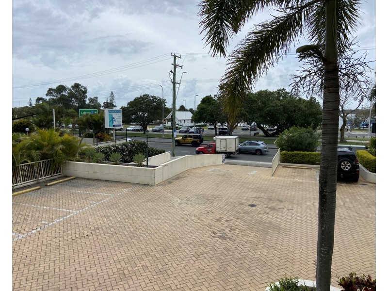 19/106-108 Marine Parade, Southport QLD 4215