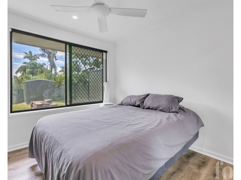 64 Ridgeway Avenue, Southport QLD 4215