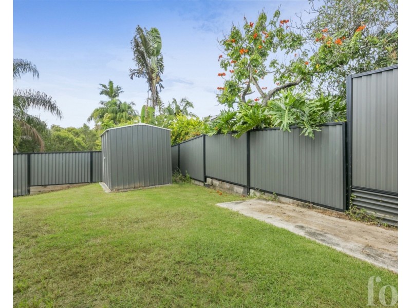 64 Ridgeway Avenue, Southport QLD 4215