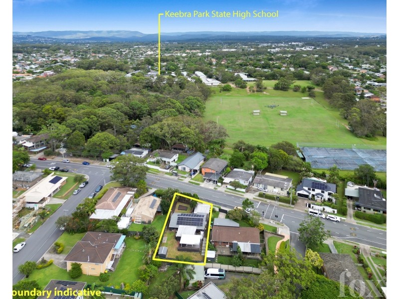 64 Ridgeway Avenue, Southport QLD 4215