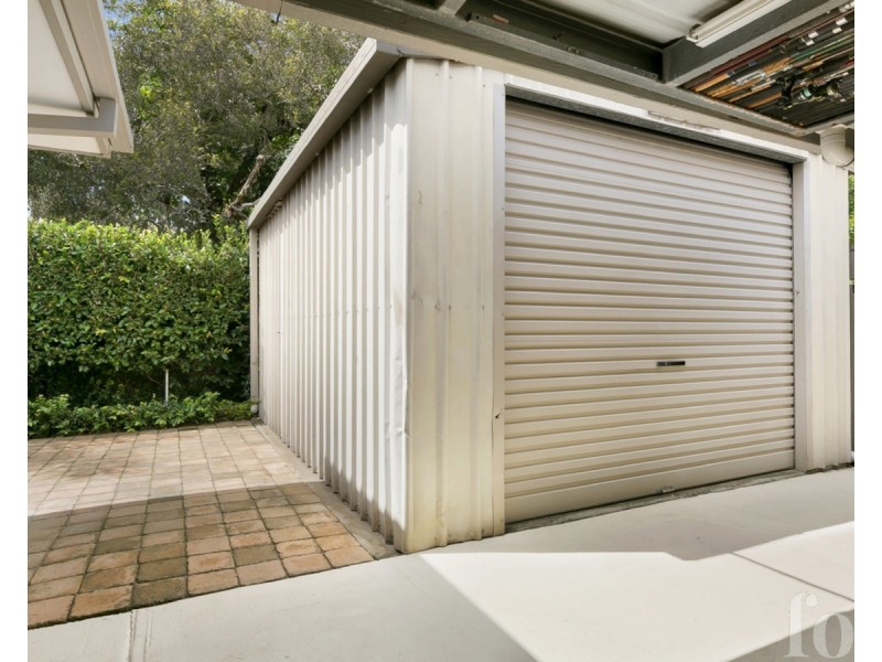 9 Hocking Street, Arundel QLD 4214