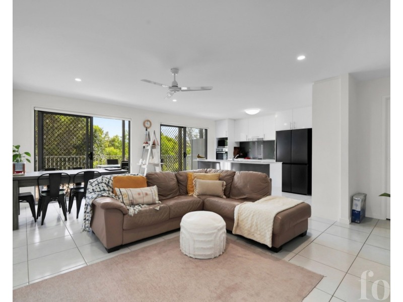 29/37 Witheren Circuit, Pacific Pines QLD 4211
