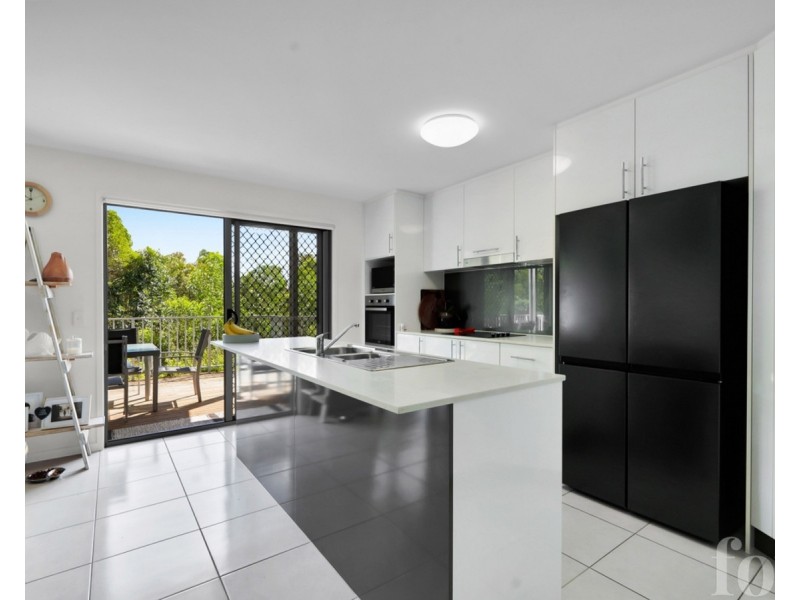 29/37 Witheren Circuit, Pacific Pines QLD 4211