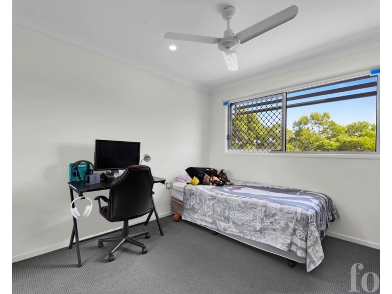 29/37 Witheren Circuit, Pacific Pines QLD 4211