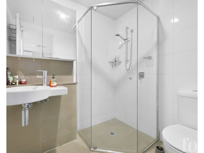 722/6 Aqua Street, Southport QLD 4215