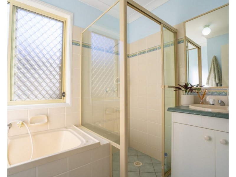 15 Gemini Circuit, Molendinar QLD 4214