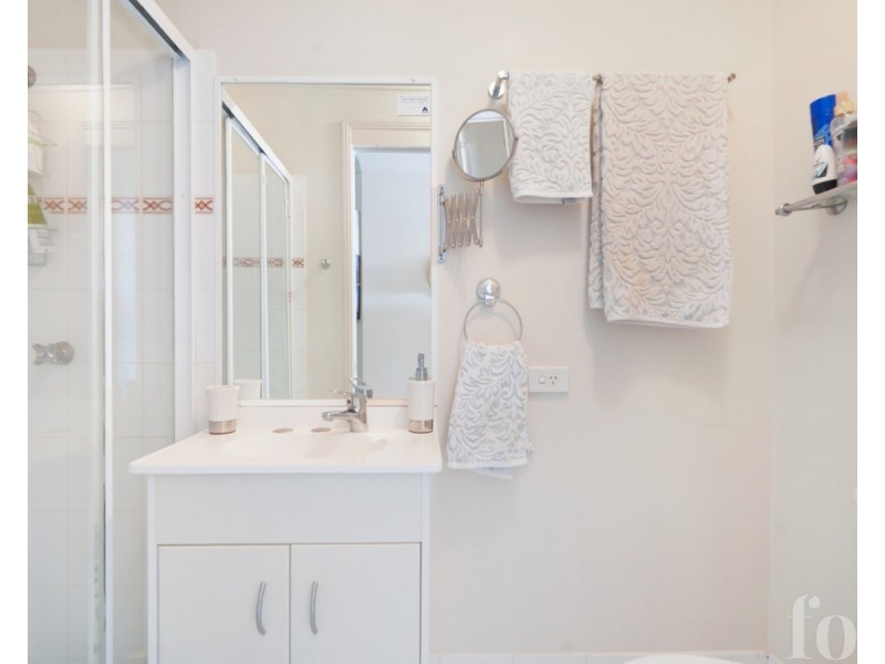 35/452 Marine Parade, Biggera Waters QLD 4216