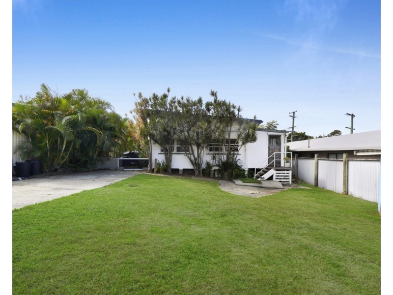 88 Turpin Road, Labrador QLD 4215