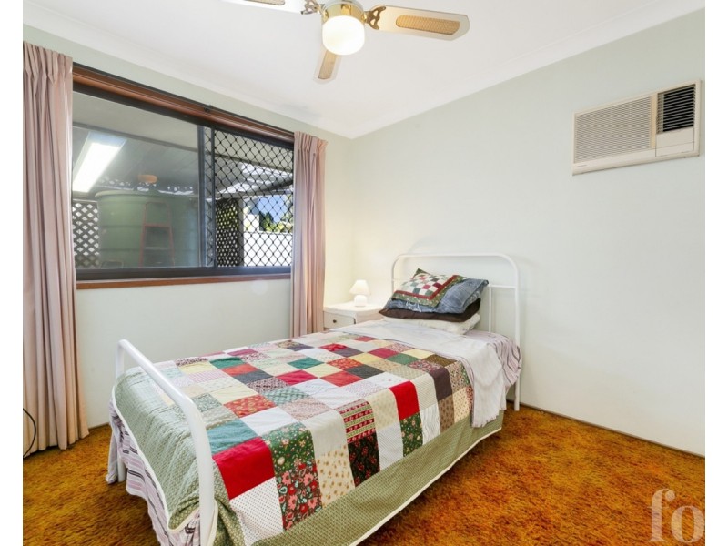 128 Wilson Street, Labrador QLD 4215