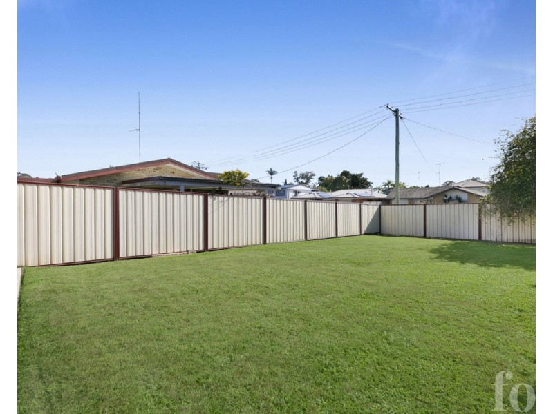 128 Wilson Street, Labrador QLD 4215