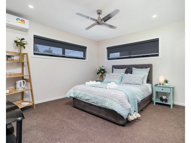 19 Fourth Avenue, Labrador QLD 4215