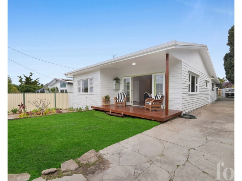 92 Turpin Road, Labrador QLD 4215