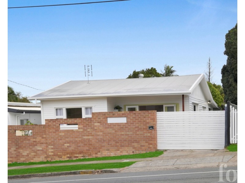 92 Turpin Road, Labrador QLD 4215