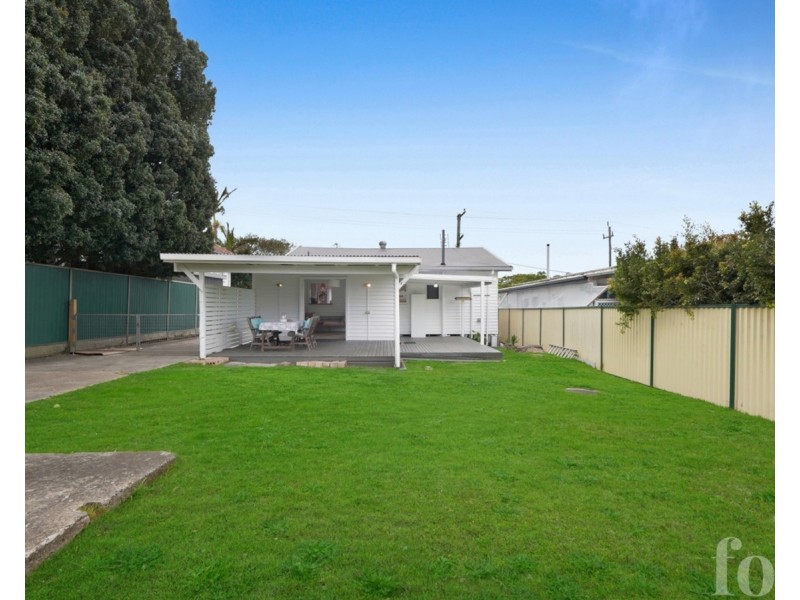 92 Turpin Road, Labrador QLD 4215