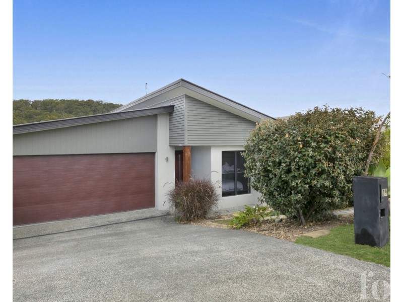 19 Greencastle Parade, Maudsland QLD 4210