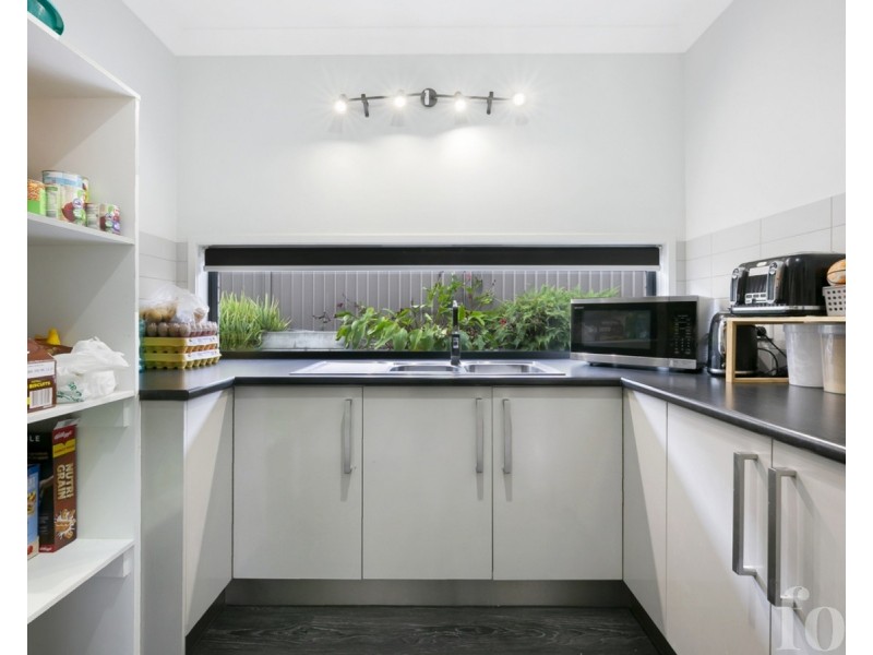 19 Greencastle Parade, Maudsland QLD 4210