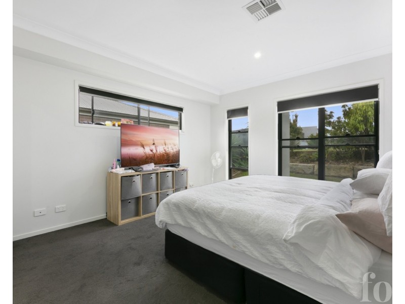 19 Greencastle Parade, Maudsland QLD 4210