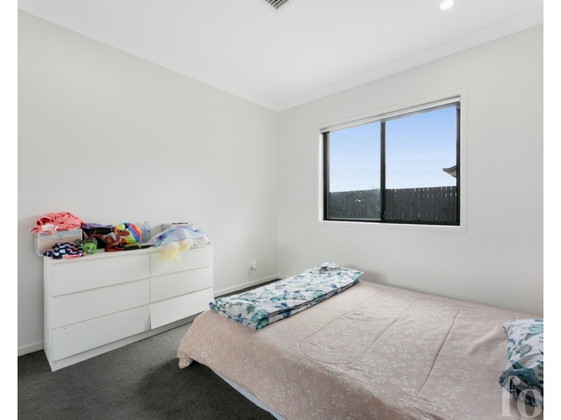 19 Greencastle Parade, Maudsland QLD 4210