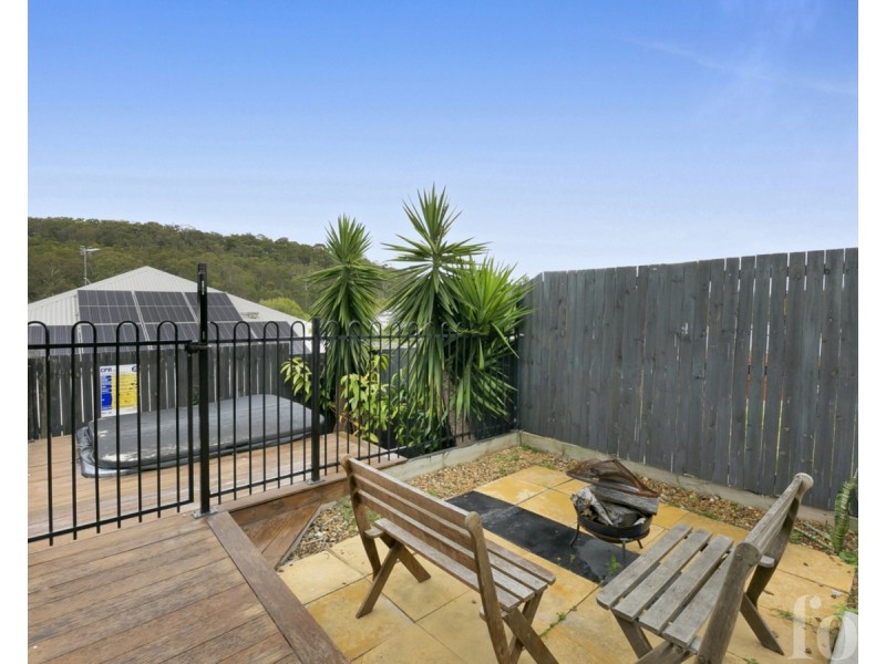 19 Greencastle Parade, Maudsland QLD 4210