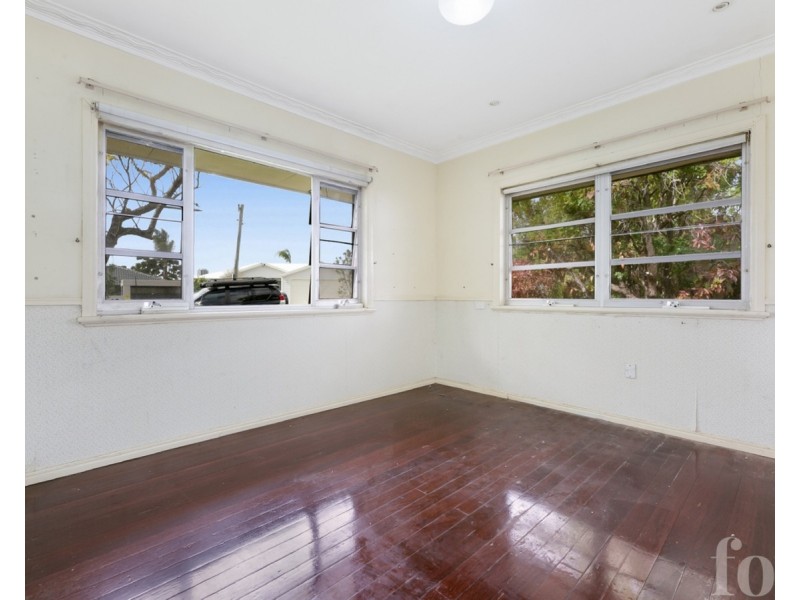 3 Dandar Drive, Southport QLD 4215